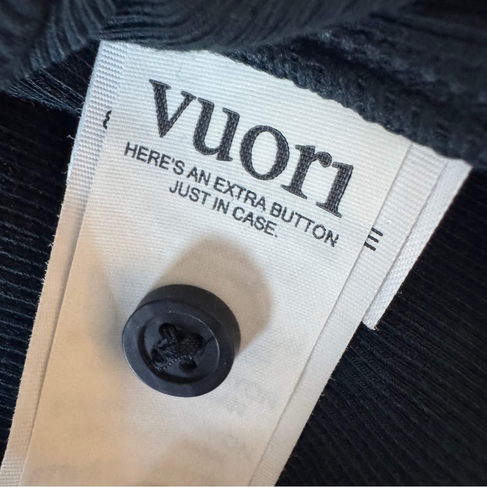 Vuori Navy Blue Ribbed Short Sleeve Performance Polo Shirt Size Medium - Picture 9 of 9